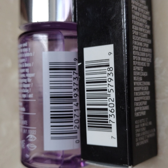 Clinique Take the Day Off Makeup Remover & MAC Fix+ Mini NWT - Picture 8 of 8